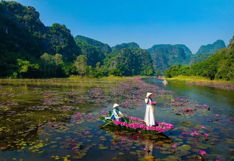 Du lịch mùa đông miền Bắc thư giãn tại Ninh Binh